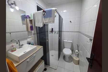 Apartamento para alugar com 96m², 2 quartos e 1 vaga Apartamento para alugar com 96m², 2 quartos e 1 vagaBanheiro da Suíte 1