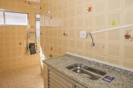 Apartamento para alugar com 79m², 2 quartos e 1 vaga Apartamento para alugar com 79m², 2 quartos e 1 vagaCozinha e Área de Serviço