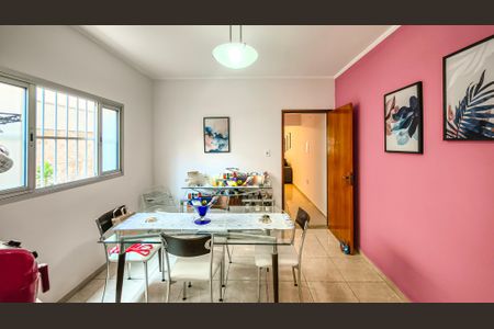 Casa à venda com 150m², 4 quartos e 1 vagaSala de Jantar