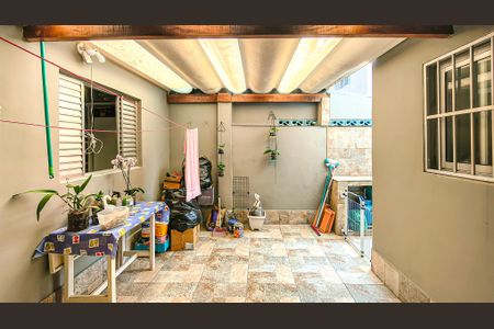 Casa à venda com 150m², 4 quartos e 1 vagaÁrea de Serviço