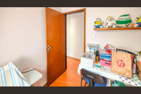 Casa à venda com 150m², 4 quartos e 1 vagaQuarto 2