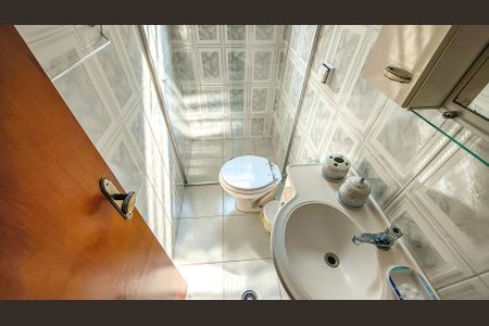 Casa à venda com 150m², 4 quartos e 1 vagaBanheiro