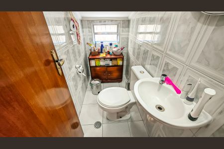 Casa à venda com 150m², 4 quartos e 1 vagaLavabo