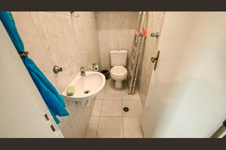 Casa à venda com 150m², 4 quartos e 1 vagaBanheiro de serviço