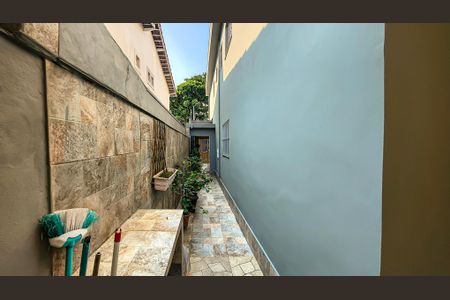 Casa à venda com 150m², 4 quartos e 1 vagaCorredor