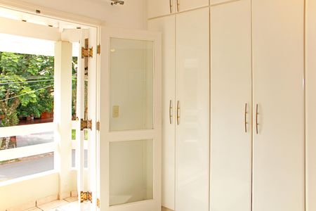 Casa de condomínio para alugar com 680m², 5 quartos e 5 vagasSuíte 3