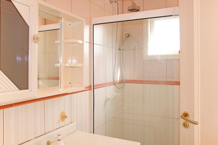 Casa de condomínio para alugar com 680m², 5 quartos e 5 vagasBanheiro da Suíte 2