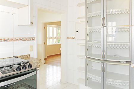 Casa de condomínio para alugar com 680m², 5 quartos e 5 vagasCozinha