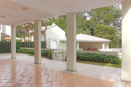 Casa de condomínio para alugar com 680m², 5 quartos e 5 vagasÁrea comum
