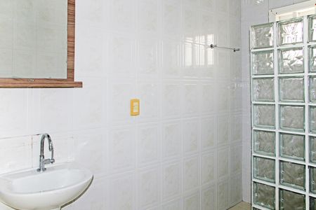 Casa de condomínio para alugar com 680m², 5 quartos e 5 vagasBanheiro de serviço