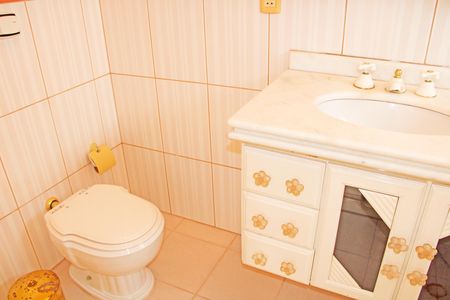 Casa de condomínio para alugar com 680m², 5 quartos e 5 vagasBanheiro da Suíte 2
