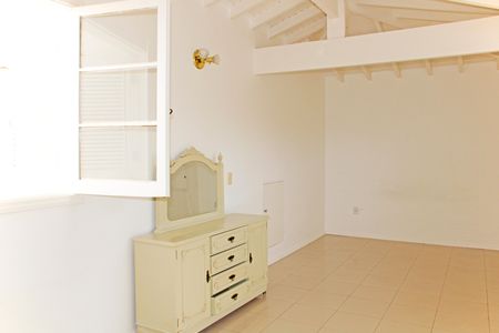 Casa de condomínio para alugar com 680m², 5 quartos e 5 vagasSuíte 4