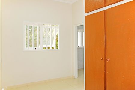Casa de condomínio para alugar com 680m², 5 quartos e 5 vagasQuarto de serviço