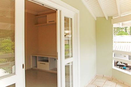 Casa de condomínio para alugar com 680m², 5 quartos e 5 vagasVaranda do Quarto