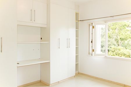 Casa de condomínio para alugar com 680m², 5 quartos e 5 vagasSuíte