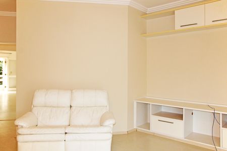 Casa de condomínio para alugar com 680m², 5 quartos e 5 vagasQuarto