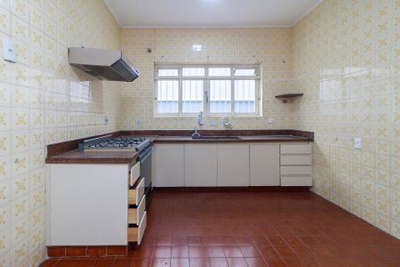 Cozinha de casa para alugar com 3 quartos, 180m² em Vila Cordeiro, São Paulo