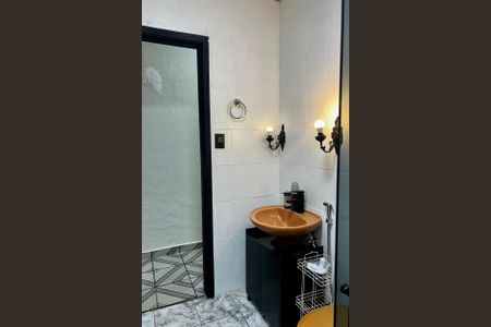 Banheiro de casa para alugar com 2 quartos, 92m² em Vila São José (ipiranga), São Paulo