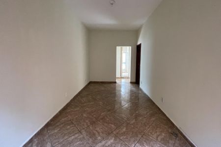 Sala de casa para alugar com 2 quartos, 45m² em Jardim Olavo Bilac, Duque de Caxias