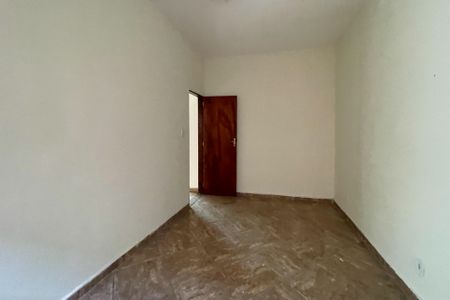 Quarto de casa para alugar com 2 quartos, 45m² em Jardim Olavo Bilac, Duque de Caxias