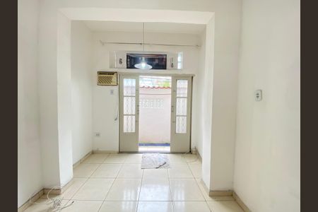 Casa para alugar com 4 quartos, 50m² em Pilares, Rio de Janeiro