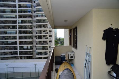 Varanda de apartamento para alugar com 2 quartos, 81m² em Barra da Tijuca, Rio de Janeiro
