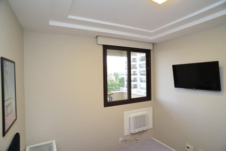 Suíte de apartamento para alugar com 2 quartos, 81m² em Barra da Tijuca, Rio de Janeiro