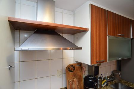 Cozinha de apartamento para alugar com 2 quartos, 81m² em Barra da Tijuca, Rio de Janeiro