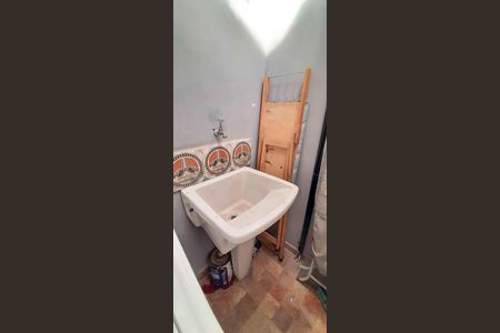 Área de Serviço de kitnet/studio para alugar com 1 quarto, 22m² em Jardim Ivana, São Paulo