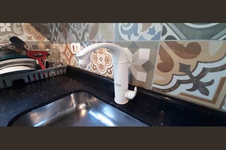 Cozinha de kitnet/studio para alugar com 1 quarto, 22m² em Jardim Ivana, São Paulo