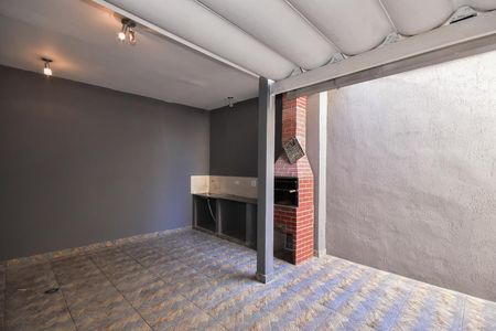 Casa à venda com 122m², 3 quartos e 2 vagasChurrasqueira