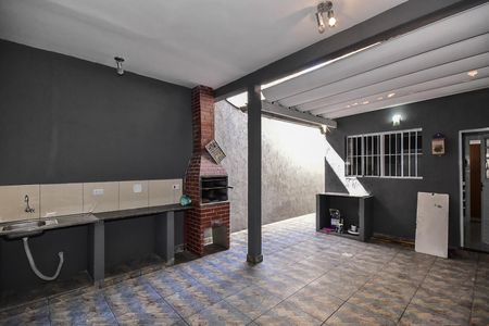 Casa à venda com 122m², 3 quartos e 2 vagasChurrasqueira