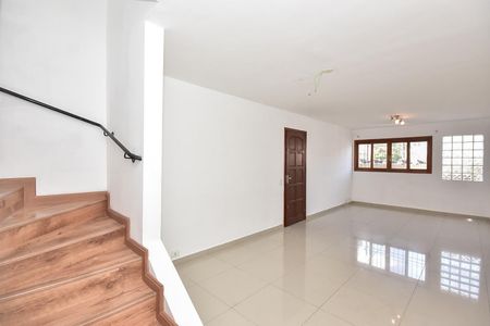 Sala de casa à venda com 3 quartos, 122m² em Jardim Monte Kemel, São Paulo