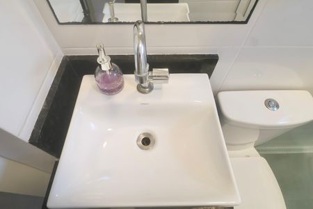 Apartamento para alugar com 70m², 2 quartos e 1 vaga Apartamento para alugar com 70m², 2 quartos e 1 vagaBanheiro Social