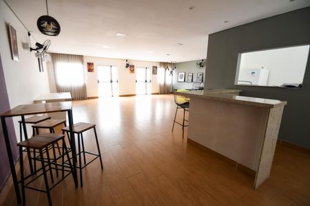 Apartamento à venda com 43m², 2 quartos e sem vagaÁrea comum - Salão de festas