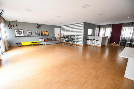 Apartamento à venda com 43m², 2 quartos e sem vagaÁrea comum - Salão de festas