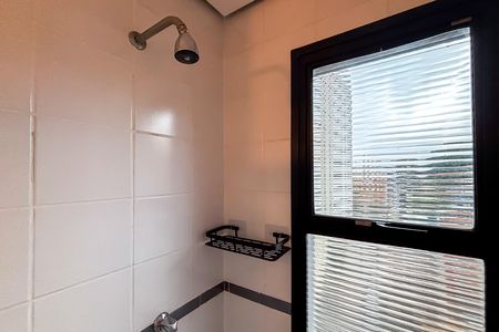 Banheiro de apartamento para alugar com 2 quartos, 64m² em Sumaré, São Paulo