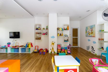 Apartamento para alugar com 90m², 2 quartos e 2 vagas Apartamento para alugar com 90m², 2 quartos e 2 vagasÁrea comum