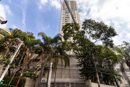 Apartamento para alugar com 90m², 2 quartos e 2 vagas Apartamento para alugar com 90m², 2 quartos e 2 vagasFachada