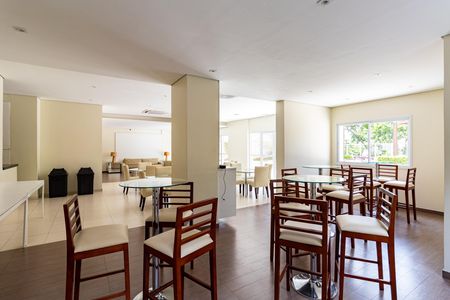 Apartamento para alugar com 90m², 2 quartos e 2 vagas Apartamento para alugar com 90m², 2 quartos e 2 vagasÁrea comum