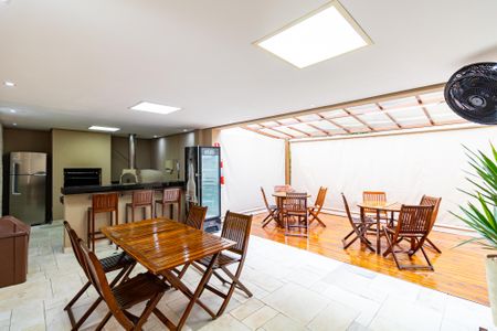 Apartamento para alugar com 90m², 2 quartos e 2 vagas Apartamento para alugar com 90m², 2 quartos e 2 vagasÁrea comum