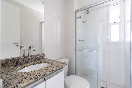 Apartamento para alugar com 90m², 2 quartos e 2 vagas Apartamento para alugar com 90m², 2 quartos e 2 vagasBanheiro social