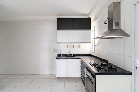 Apartamento para alugar com 90m², 2 quartos e 2 vagas Apartamento para alugar com 90m², 2 quartos e 2 vagasCozinha