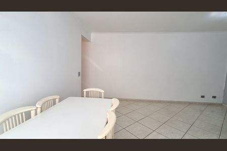 Apartamento à venda com 76m², 2 quartos e sem vagaSala