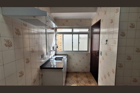 Apartamento à venda com 76m², 2 quartos e sem vagaCozinha 