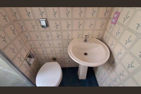 Apartamento à venda com 76m², 2 quartos e sem vagaBanheiro Suíte 
