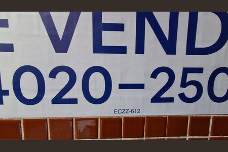 Apartamento à venda com 76m², 2 quartos e sem vagaCódigo plaquinha ECZZ-612