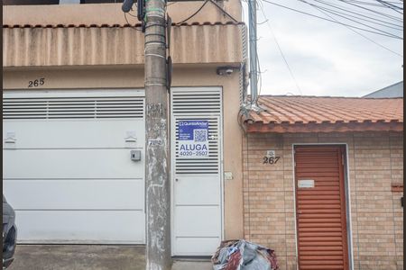 Fachada + placa  de casa para alugar com 1 quarto, 60m² em Vila Florida, São Bernardo do Campo