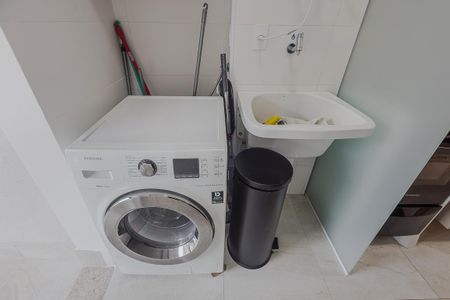 Apartamento à venda com 86m², 2 quartos e 1 vagaÁrea de Serviço