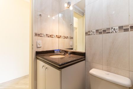 Apartamento à venda com 70m², 3 quartos e 1 vaga Apartamento à venda com 70m², 3 quartos e 1 vagaBanheiro Social